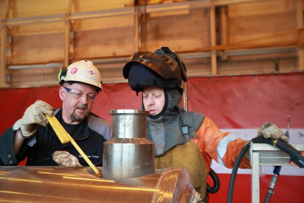 AQ9I0164-1913x1275-1