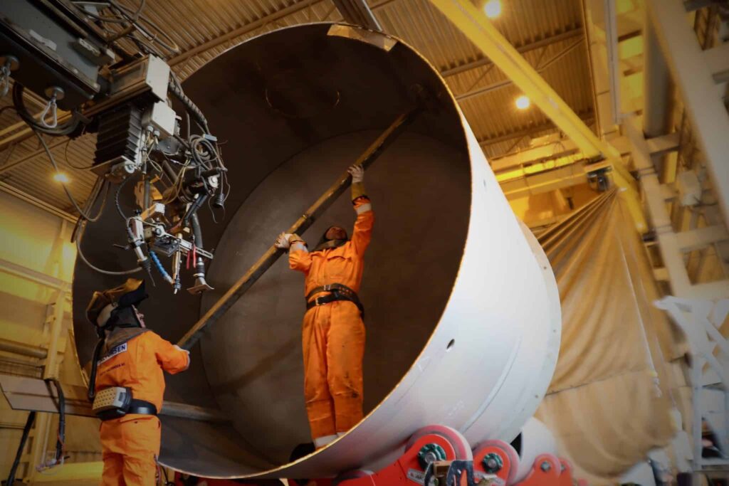 AQ9I2498-2048x1365-1